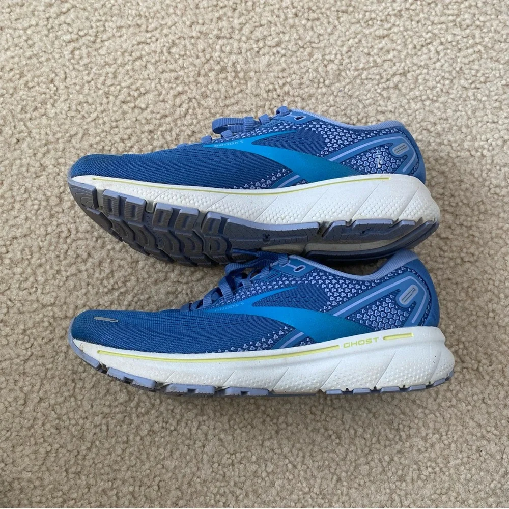 💋SOLD💋Brooks Women's Ghost 14 Blue/Ocean/Oyster Running Shoes Size 7.5 - Picture 1 of 10